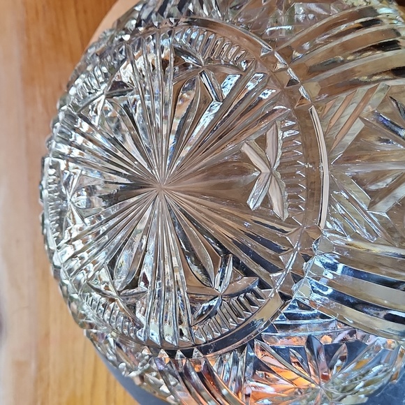 9"  Thumbprint Starburst  Heavy Clear Crystal Bowl with Silver Plated Rim - Picture 3 of 6